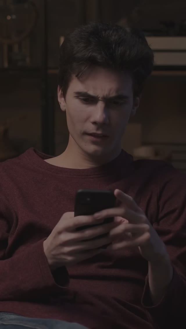 ЕСЛИ МОНЕТКА УПАДЕТ С ВЫСОТЫ, ТО ЧЕЛОВЕК УМРЕТ I ВСЯ ПРАВДА ПРО ОПАСНОСТЬ ПАДАЮЩЕЙ МОНЕТКИ смотреть онлайн