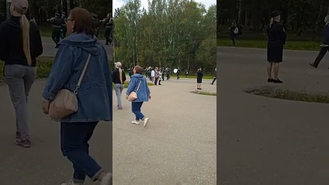 полк идёт по дороге #день города смотреть онлайн