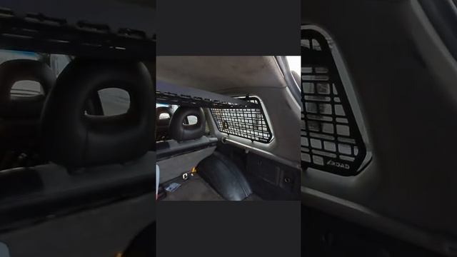 Отзыв клиента: Molle-панели в Mitsubishi Pajero Sport 1 смотреть онлайн