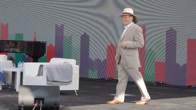 Книжный фестиваль Красная площадь смотреть онлайн