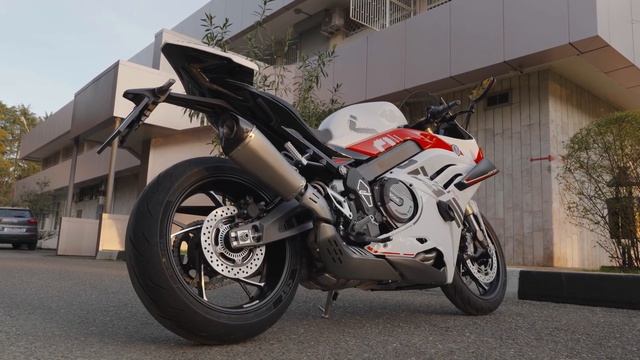 Voge RR 660S – лучше, чем Honda CBR 650R? смотреть онлайн