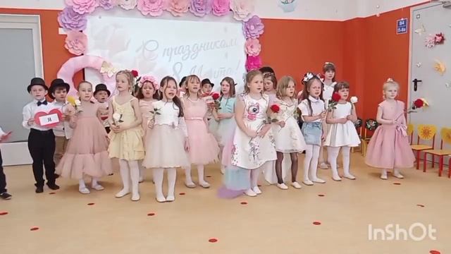 Яркий утренник, посвящённый Международному женскому дню 8 Марта в нашем детском саду. смотреть онлайн