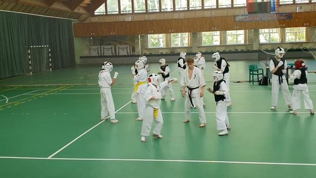 Бой на экзамене против 