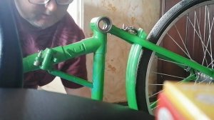 Каким образом можно выбить упоры каретки со стакана в?