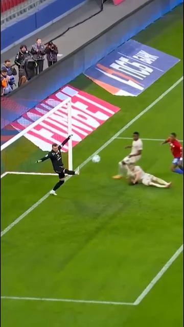 Невероятное спасение Акинфеева смотреть онлайн