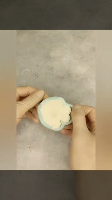 Силиконовая форма №1721 "Котёнок с бантиком" смотреть онлайн