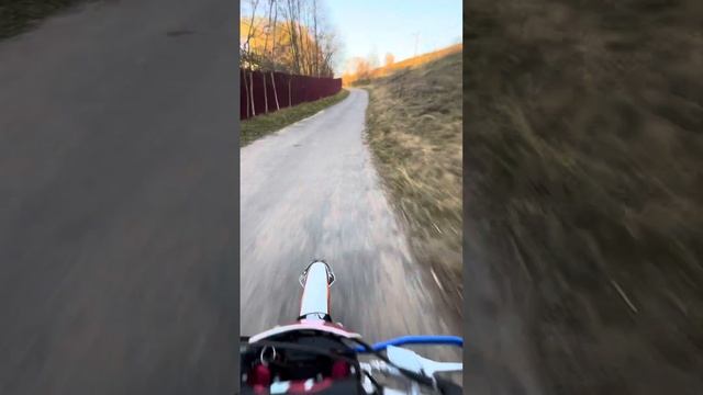первая покатушка на regulmoto atlet 250, выехал в лес, покаталс? смотреть онлайн