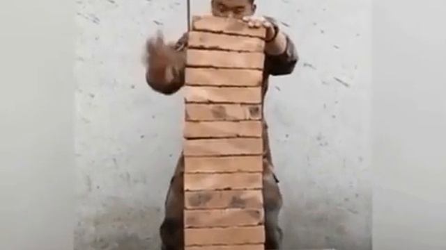 Приколы, один удар😎 смотреть онлайн