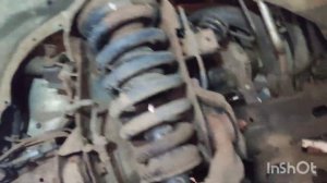 mitsubishi l200 вибрация от двигателя. замена левой и правой ?