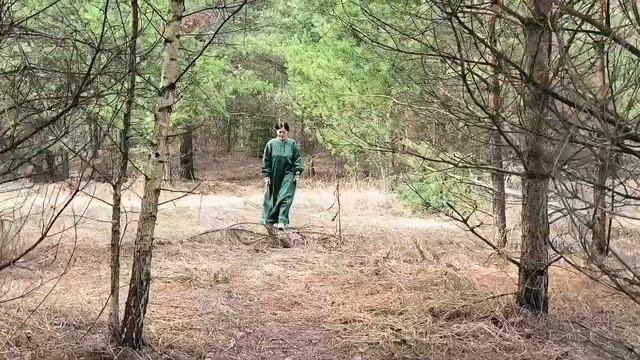 Изумрудное льняное платье смотреть онлайн