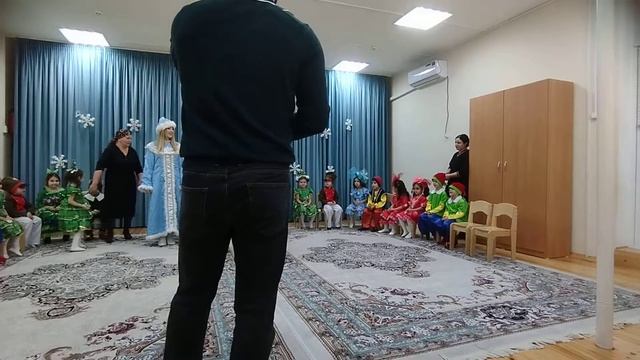 новогодний утренник группа Фиалки