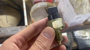 Выключатель сигнала заднего хода ВК-12-21 КПП МТЗ-80-82