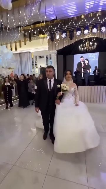 Шикарная езидская свадьба в Москве🇷🇺 #wedding #shorts #ezidi #mashup смотреть онлайн