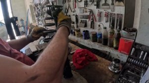 ЗАМЕНА ЗАДНИХ СТОЕК АМОРТИЗАТОРА КАМРИ 40