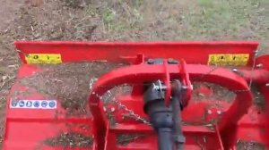 МУЛЬЧЕР, КОСИЛКА ИЗМЕЛЬЧИТЕЛЬ, КИР. В работе, Краснода?