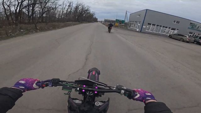 Покатушка на KEWS K16.