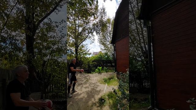 Уроки волейбола на даче урок третий нападающий удар смотреть онлайн