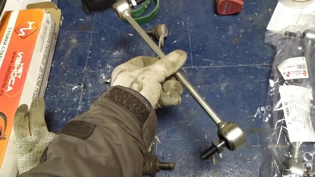 Замена передних стоек стабилизатора Чери Тигго 8 Chery Tig