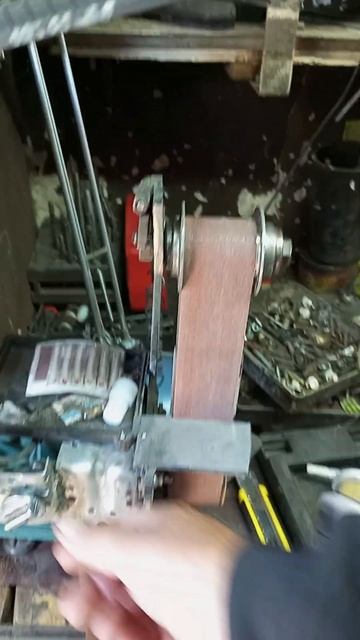 Самодельное ленточное точило #shorts #ремонт смотреть онлайн