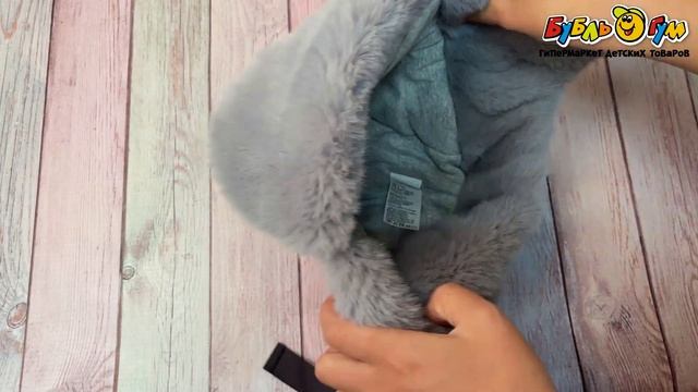 Шапка зимняя светло-серого цвета