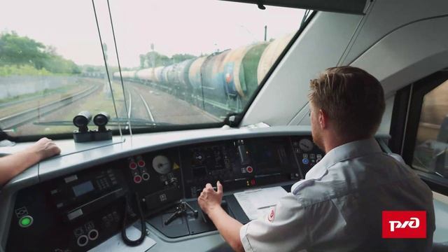 Соблюдайте меры безопасности на ж/д переезде смотреть онлайн