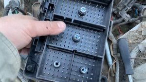 KiA Spectra КАК СНЯТЬ БЛОК ПРЕДОХРАНИТЕЛЕЙ