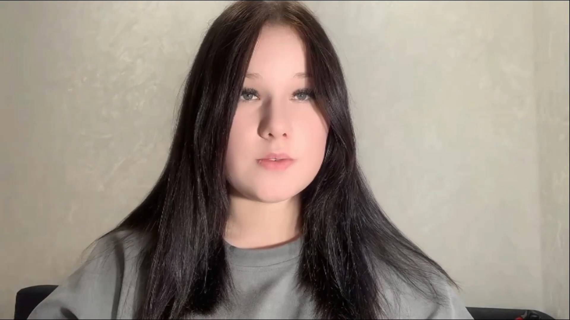 Видеоакция «Говорят погибшие герои». Читает Диана Терёшкина (Оренбургская область) смотреть онлайн