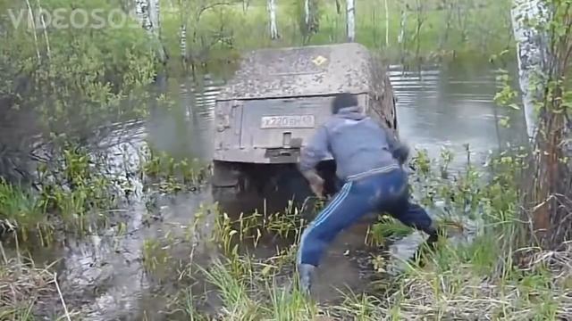 Рыбку жалко. Жесть прикол. Смотреть всем. смотреть онлайн