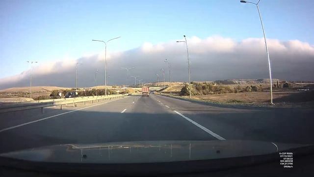 Необычная шапка над Симферополем 07.10.2021 смотреть онлайн