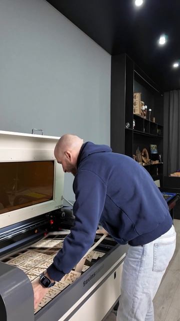 Лазерные СО2 станки с ЧПУ в наличии и с бесплатным обуч смотреть онлайн