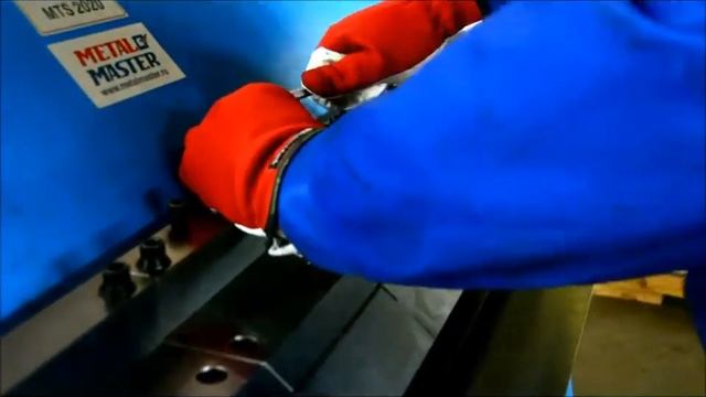 Сегментальный листогиб Metal Master MTS 2020 гибка нержавейки 2 смотреть онлайн