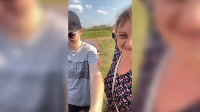 НАШ ДЕРЕВЕНСКИЙ ЛЕТНИЙ ДЕНЬ - ЦВЕТЫ, УБОРКА ПШЕНИЦЫ, БЫ смотреть онлайн