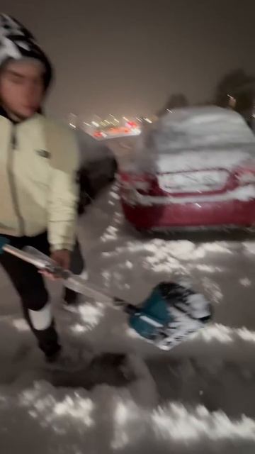 Снегоуборочная Лопата 😍#almaty #russia смотреть онлайн