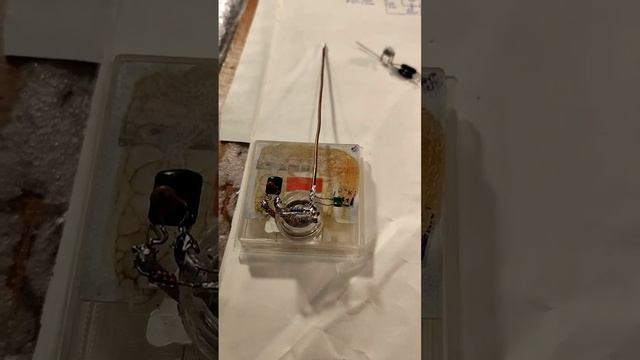 Хорошая схема ВЧ пробника на распространённом диоде 1N смотреть онлайн