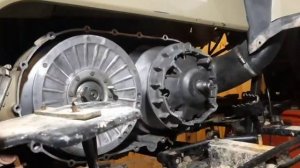 Замена грузов вариатора и не снимается вариатор linhai 550