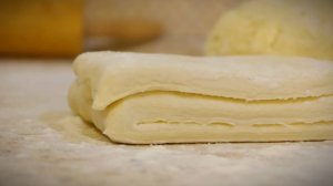 Самое быстрое домашнее бездрожжевое слоеное тесто.😊