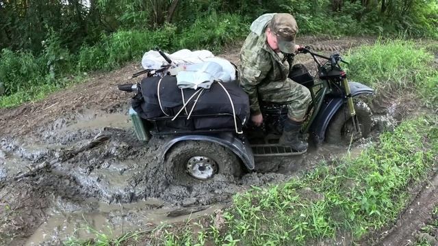 Трицикл на других колесах! может теперь конкурент ква? смотреть онлайн