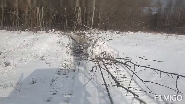 По дрова на гусеничным вездеходе смотреть онлайн