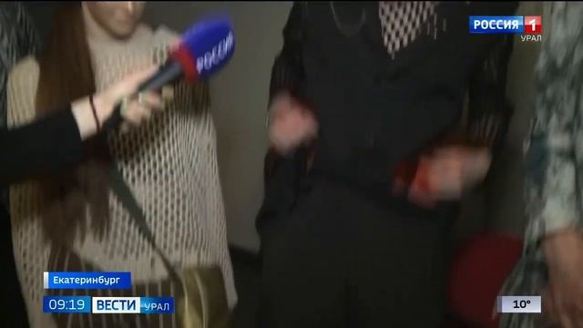 Неделя моды в Екатеринбурге. Наши модели дают интервь? смотреть онлайн