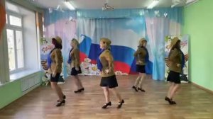 «Танцевальное попурри» 
Песни военных лет 
Хореографический коллектив педагогов МБДОУ «ДСКВ 49»