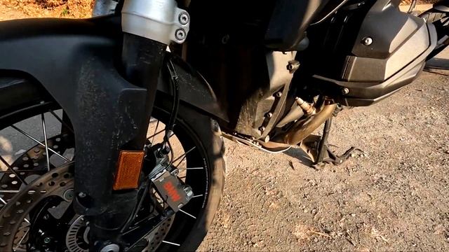 Сравнение BMW R 1300 GS и BMW  R 1250 GS