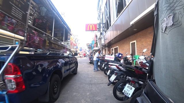 Как выбрать мотобайк в аренду в Паттайе.  Внешний вид и