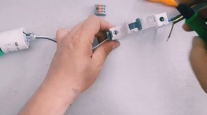 Как Правильно подключить Однополюсный  АВТОМАТ...