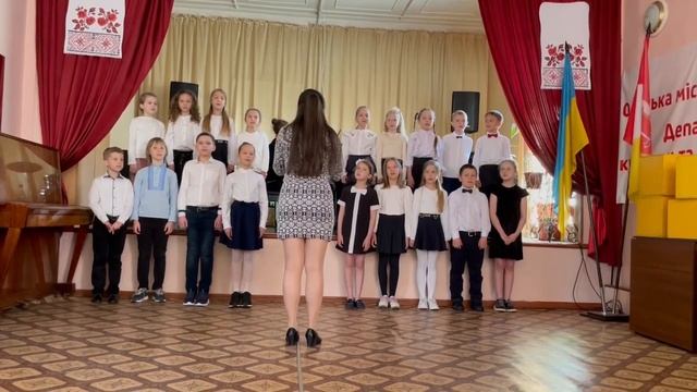 Хор молодших класів "Ґудзики" смотреть онлайн