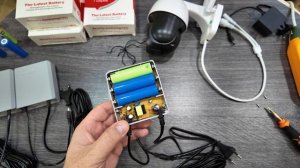 Бесперебойник 220V 12V 2A для камер видеонаблюдения и роут