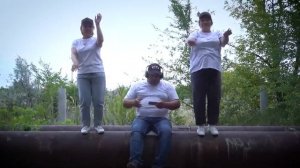 Супер креативный ролик от родителей выпускникам 11 кла