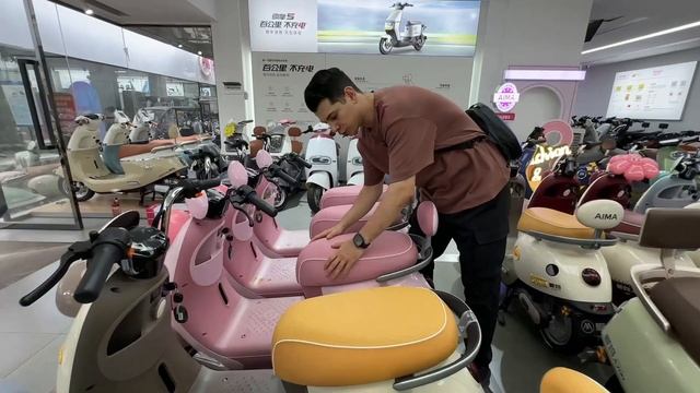 Электроскутер AIMA лучше чем Ninebot? Сравнение цен на скут?