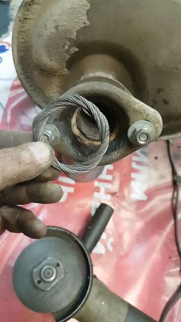 Лайфхак при ремонте глушителя авто смотреть онлайн