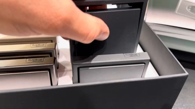 ArtGallery от компании Systeme Electric уже в продаже. Небольшой об