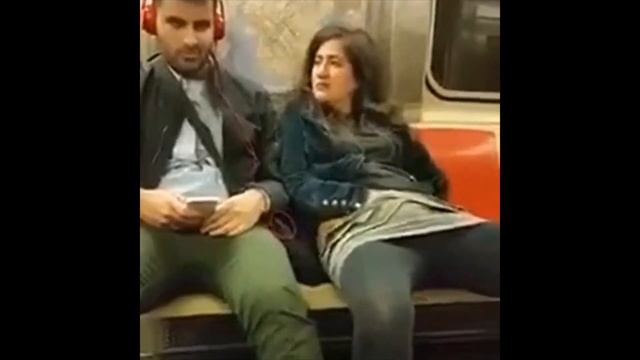Подборка из Московского Метро (МОСКОВСКОЕ МЕТРО COUB) смотреть онлайн